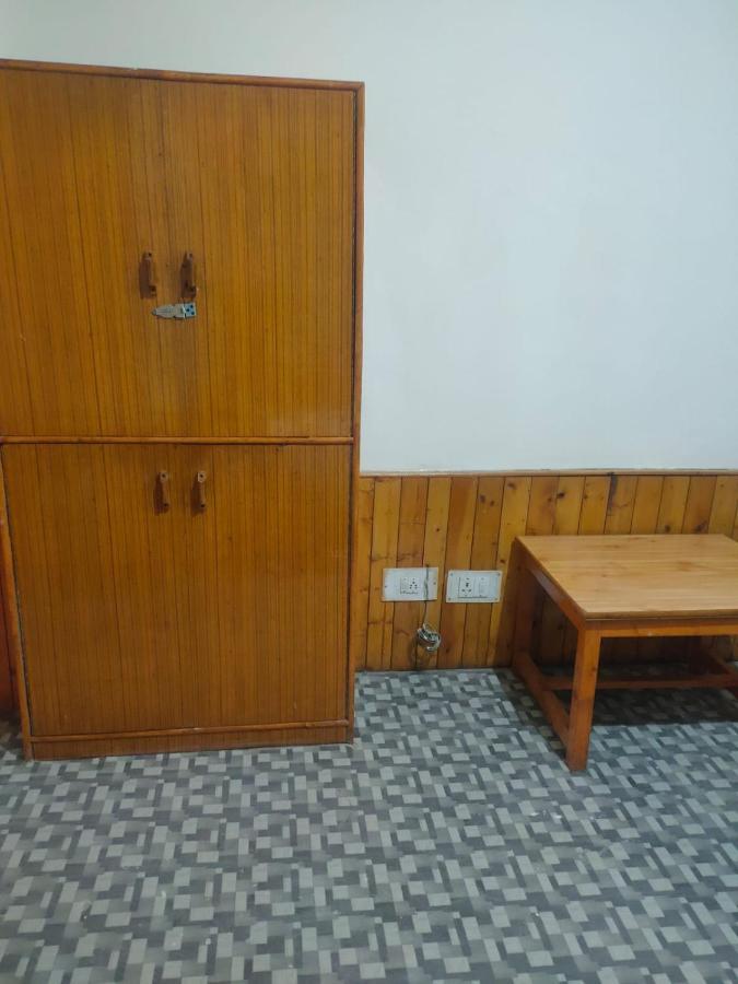 Roop Mountain Homestay Manali  Room photo